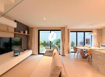 Casa · 175m² · 3 Quartos · 2 Vagas · Casa em Condomínio - 3 Quartos e 4 banheiros à Venda - Xaxim!