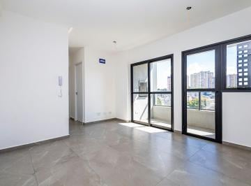 Apartamento de 2 quartos, Curitiba · Apartamento de 2 quartos no 6º com ampla vista e otima incidência solar