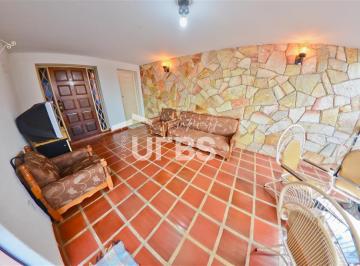 Casa · 187m² · 4 Quartos · 3 Vagas · Casa com 187,57m² 4 quartos à venda no bairro Santa Maria
