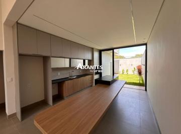 Casa · 170m² · 3 Quartos · 2 Vagas · Casa com 170m² 3 quartos à venda no bairro Granada