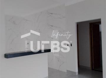 Casa · 70m² · 2 Quartos · 3 Vagas · Casa com suíte, acabamento moderno e espaço versátil nos fundos