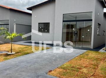 Casa · 70m² · 3 Quartos · 2 Vagas · Casa Térrea de Condomínio com Piscina