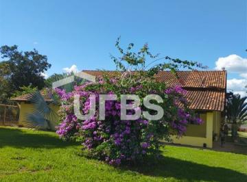 Comercial · 193600m² · 4 Quartos · 0 - Fazenda 4 quartos, sendo 2 suítes