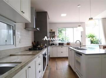 Casa · 322m² · 4 Quartos · 4 Vagas · Sobrado com 322m² 4 quartos à venda no bairro Jardim Colina