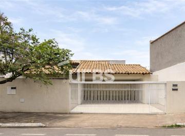 Casa · 132m² · 3 Quartos · 0 - Casa 3 quartos, sendo 1 suíte