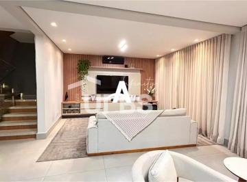 Casa · 200m² · 4 Quartos · 4 Vagas · Casa em Condomínio com 200m² à venda no Village Paradiso 2