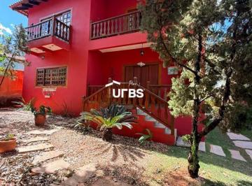 Casa · 260m² · 4 Quartos · 3 Vagas · SOBRADO À VENDA NO BAIRRO DO CARMO