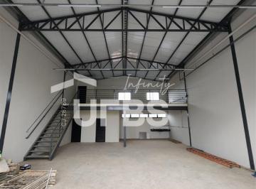 Comercial · 200m² · 3 Vagas · Galpão com 200m² à venda no bairro Grand Ville