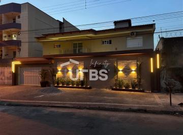 Casa · 260m² · 4 Quartos · VENDE-SE – Lindo Sobrado no Setor Leste Universitário, em Goiânia/GO.