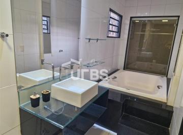 Casa · 260m² · 4 Quartos · 3 Vagas · Casa 04 quartos com piscina - Setor Urias Magalhães