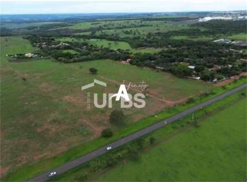 Comercial · 20000m² · Área com 20.000m² à venda no Distrito Industrial