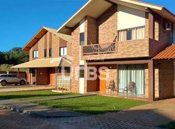 Casa · 320m² · 4 Quartos · Exclusividade, estrutura e potencial de renda em um só lugar.