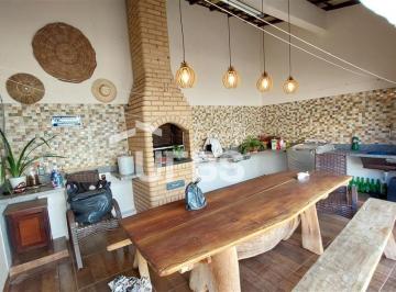 Casa · 240m² · 4 Quartos · 4 Vagas · Casa com 240m² 4 quartos à venda no Carajás