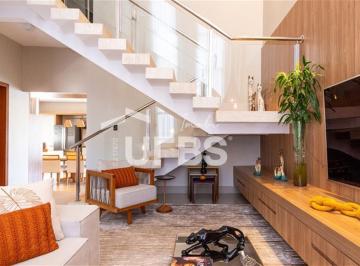 Casa · 305m² · 4 Quartos · 4 Vagas · Jardins Madri - Sobrado 4 quartos, sendo 4 suítes