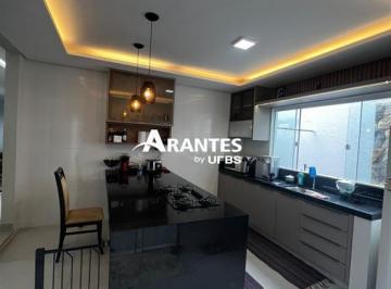 Casa · 212m² · 3 Quartos · 4 Vagas · Casa com 212m² 3 quartos à venda no bairro Segismundo Pereira