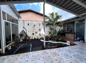Casa · 200m² · 3 Quartos · 4 Vagas · Casa com 200m² 3 quartos à venda no Santa Mônica