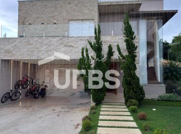 Casa · 331m² · 4 Quartos · 4 Vagas · Sobrado de Luxo com 4 Suítes, Lazer de Cinema e Acabamento em Mármore Espanhol no Condomínio Copacab