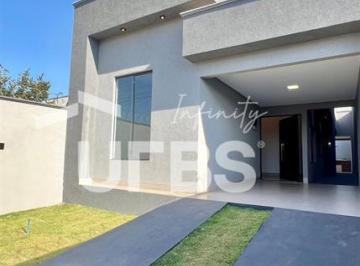 Casa · 134m² · 3 Quartos · 2 Vagas · Excelente casa térrea à venda, nova e bem localizada no bairro Cardoso, com área total de 215m².