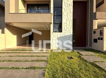 Casa · 248m² · 4 Quartos · 4 Vagas · Sobrado 3 suítes em lote de esquina com piscina aquecida no Jardins Sevilha