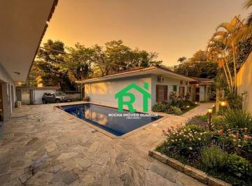 52e85588de0c9a1fe3e23c53eea50afd65c694ff · Casa com 6 Quartos( 4 suítes) 6 vagas Lazer à venda no Jardim Guaiuba Guarujá