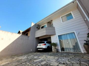 Casa de 3 quartos, Curitiba · SOBRADO A VENDA NO TARUMÃ