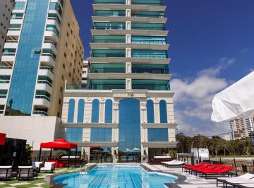 Apartamento de 4 quartos, Itapema · Apartamento à venda - em Meia Praia