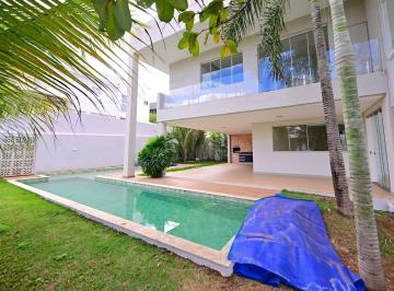 Casa · 400m² · 3 Quartos · 4 Vagas · Sobrado à venda ou aluguel / alto padrão / Condomínio Alphaville Araguaia / lote de 620 m² / 404 m²