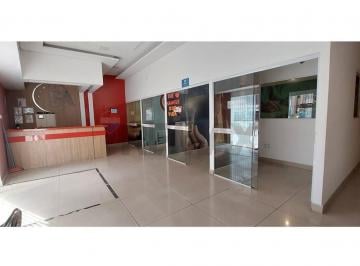 Comercial · 435m² · REMAX ALUGA PRÉDIO COMERCIAL R$11000 Rua Barão de Jaguara 888, Centro, Campinas - SP
