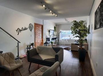 Casa · 120m² · 4 Quartos · 2 Vagas · Sobrado na Penha com 120m², 4 Dormitórios, 1 Suíte e Piscina
