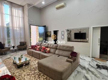 Casa · 300m² · 3 Quartos · Casa à venda - em Cataratas