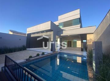 Casa · 239m² · 4 Quartos · 4 Vagas · Casa 4 quartos 1503 sul