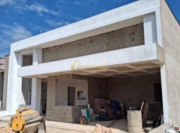 6205c87975b9ddae40c3b62f09a9fbe5dba6a47b · Casa terrea, nova, à venda, 3 suítes, escritório, piscina, planejados, London Park, Indaiatuba.
