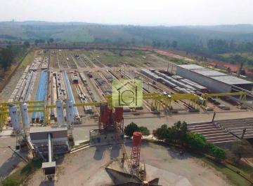 Rural · 7200m² · 40 Vagas · Área Comercial/Industrial de 123.000 m² à Venda em Vila Martins. Antiga T &amp; A Construção Pré-Fab