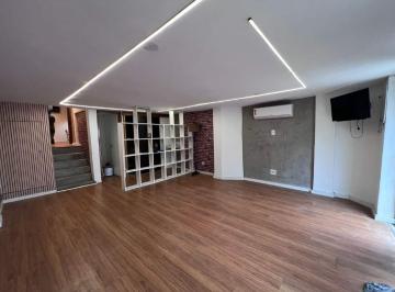 Comercial · 110m² · Loja comercial frente praia do Gonzaga