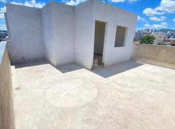 Apartamento · 51m² · 2 Quartos · 1 Vaga · Cobertura 02 quartos,01 com suíte, 02 vagas de Garagem, acabamento todo em porcelanato, e piso lamin