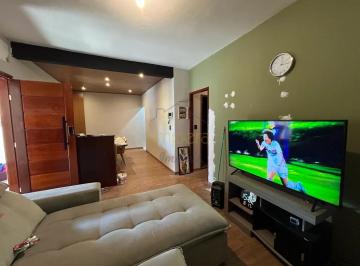Casa · 200m² · 3 Quartos · 2 Vagas · Casa com 3 dormitórios(st) para locação - Cidade Vista Verde na zona leste de São José dos Campos/SP