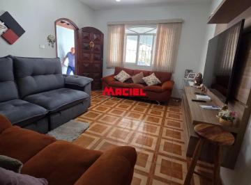 Casa · 109m² · 3 Quartos · 3 Vagas · Excelente casa de 3 dormitórios no Jardim Uirá