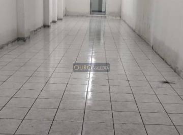 574c5c262cd93cb448718c6673639ce2cb5e76d5 · Salão com 150m²