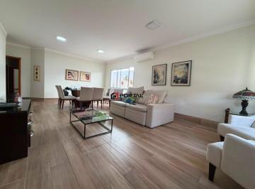 Casa · 270m² · 4 Quartos · 2 Vagas · LINDA CASA TÉRREA!
