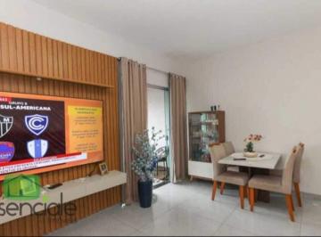Casa · 180m² · 3 Quartos · 4 Vagas · Casa de 180 m² com 3 quartos sendo uma suíte no bairro Industrial a venda por R$ 650.000,00
