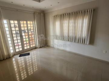 Casa · 300m² · 3 Quartos · 3 Vagas · Casa de 03 dormitórios no bairro Parque São Miguel