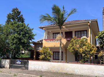 Casa · 136m² · 3 Quartos · 3 Vagas · Sobrado à venda na Praia da Enseada em São Francisco do Sul-SC