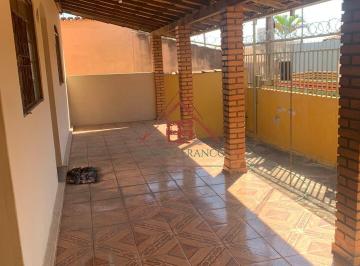 Casa · 150m² · 3 Quartos · 2 Vagas · CASA NO BAIRRO MORRO DO CLARO