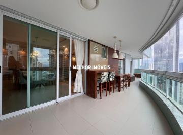 Apartamento · 294m² · 3 Quartos · 2 Vagas · Locação anual Alto Padrão na Quadra do Mar com 3 suítes, 2 vagas e área de lazer completa Localizado