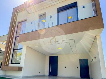 Casa · 200m² · 3 Quartos · 4 Vagas · Residencial Jardim dos Lírios - Sobrado com 3 suites, escritório e piscina
