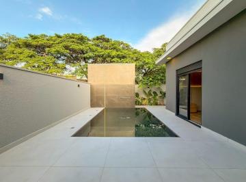 Casa · 219m² · 3 Quartos · 4 Vagas · Casa de Condomínio para venda em Chácaras Alvorada de 219.00m² com 3 Quartos, 3 Suites e 4 Garagens