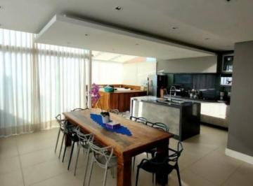 Apartamento · 217m² · 3 Quartos · 3 Vagas · Apartamento para venda em Condomínio Edifício Jatobá de 217.00m² com 3 Quartos, 1 Suite e 3 Garagens
