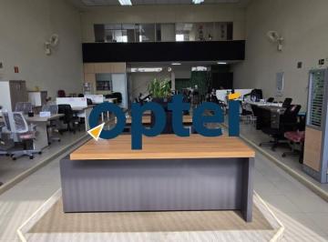 Comercial · 300m² · 4 Vagas · Galpão / Depósito / Armazém para alugar em Centro de 300.00m² com 4 Garagens