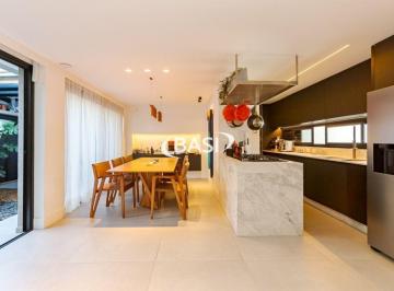 Casa · 173m² · 2 Quartos · 2 Vagas · Casa em condominio no House Santa Felicidade.