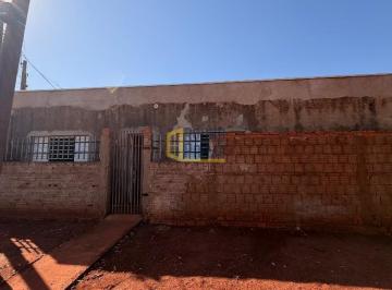 Casa · 2 Quartos · 1 Vaga · Casa com piscina para locacao em Selviria